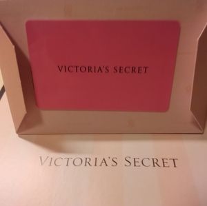 Victoria's secret / pink gift card